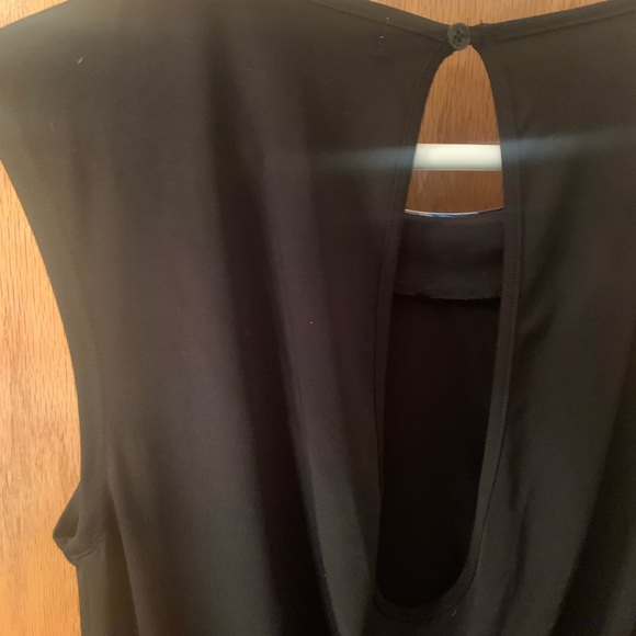 Brand new never been worn Michael Kors shirt ! - Picture 5 of 5